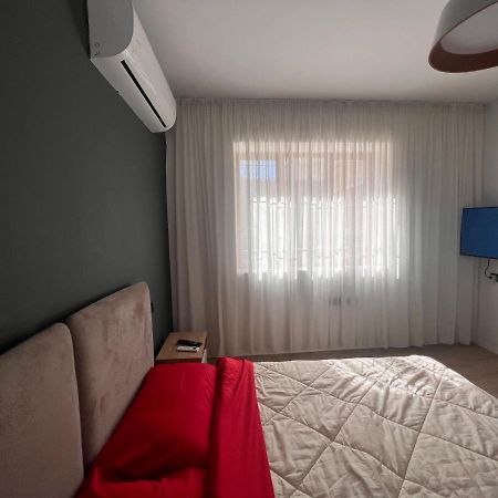 Amion Apartment In Center Of Tirana Exterior foto