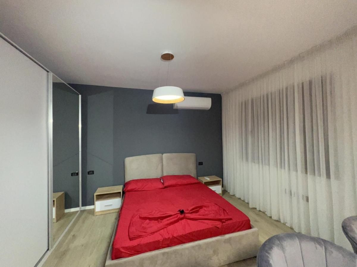 Amion Apartment In Center Of Tirana Exterior foto