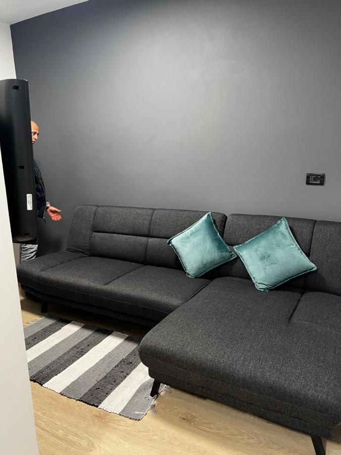 Amion Apartment In Center Of Tirana Exterior foto