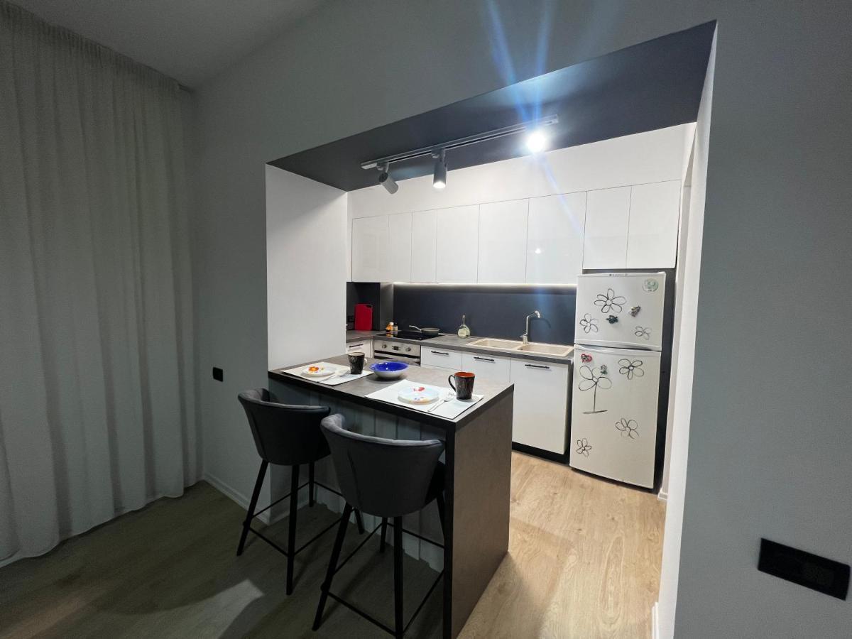 Amion Apartment In Center Of Tirana Exterior foto