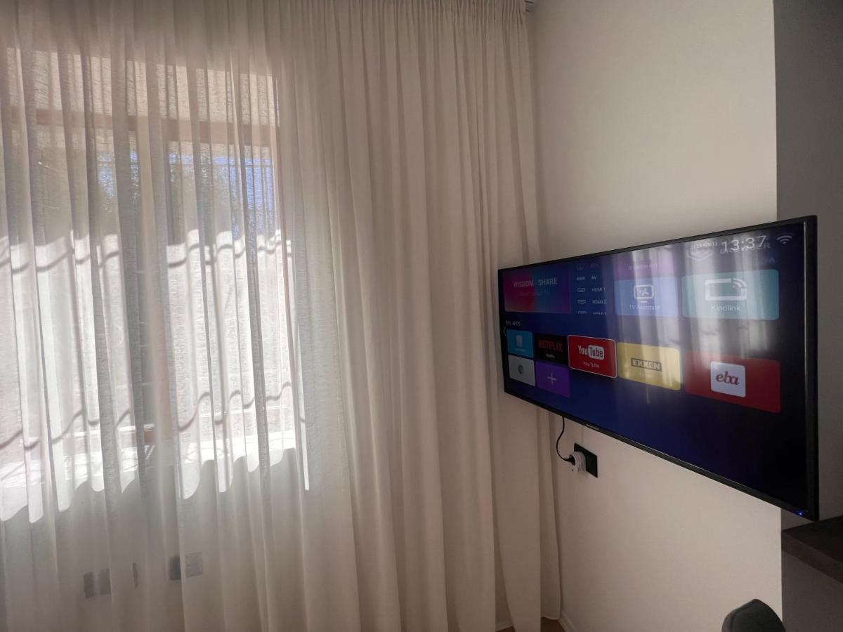 Amion Apartment In Center Of Tirana Exterior foto
