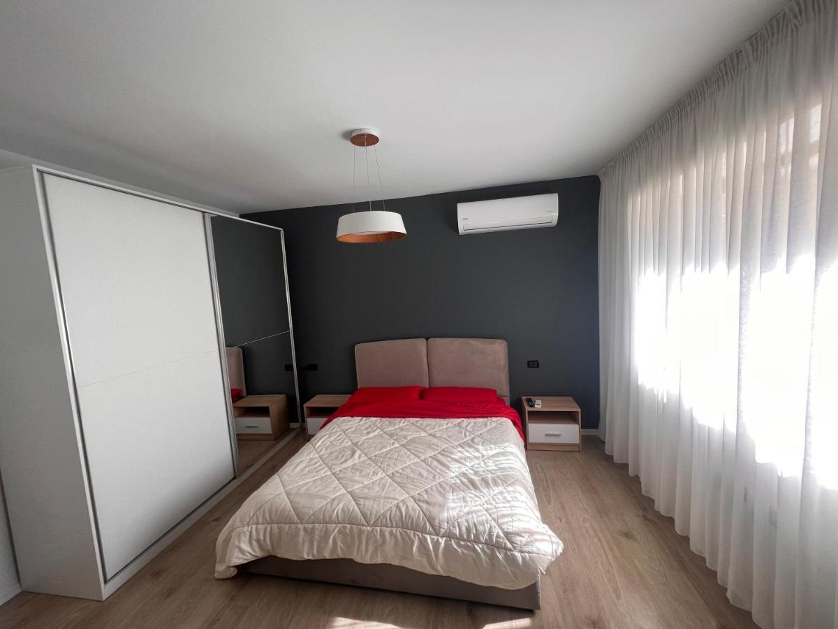 Amion Apartment In Center Of Tirana Exterior foto